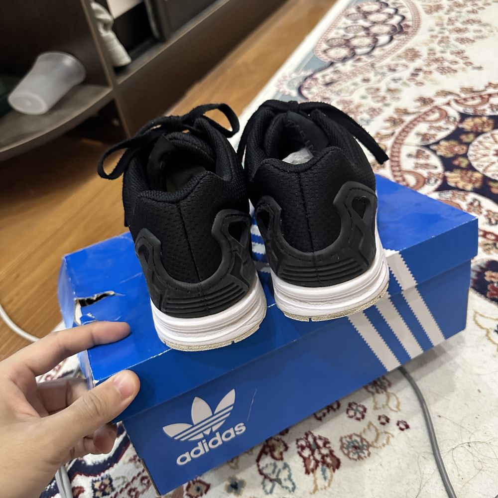 Adidas zx flux 25 000 Olx