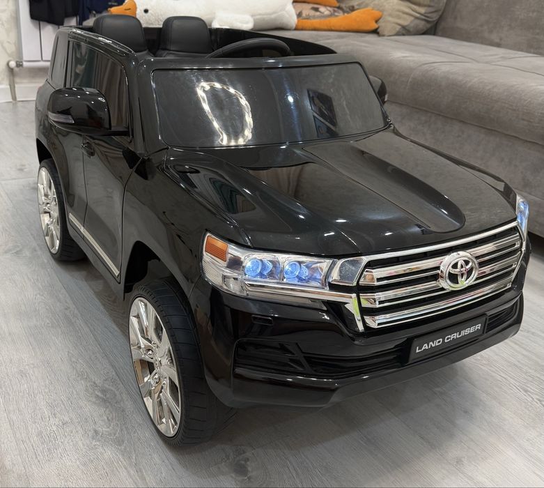 Детский электромобиль