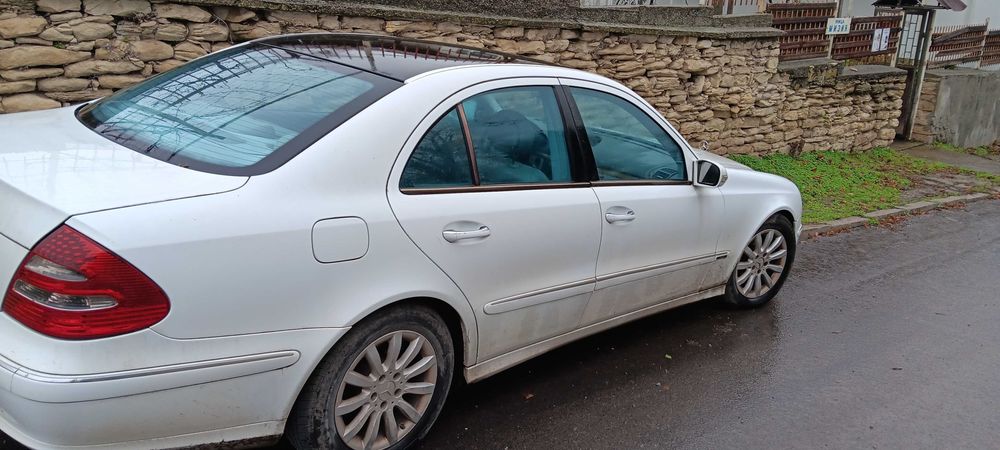 Mercedes E270 177к.с.