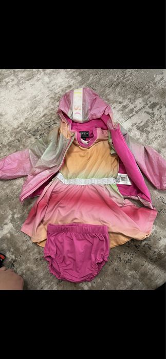 Дрехи на Гуес Найк