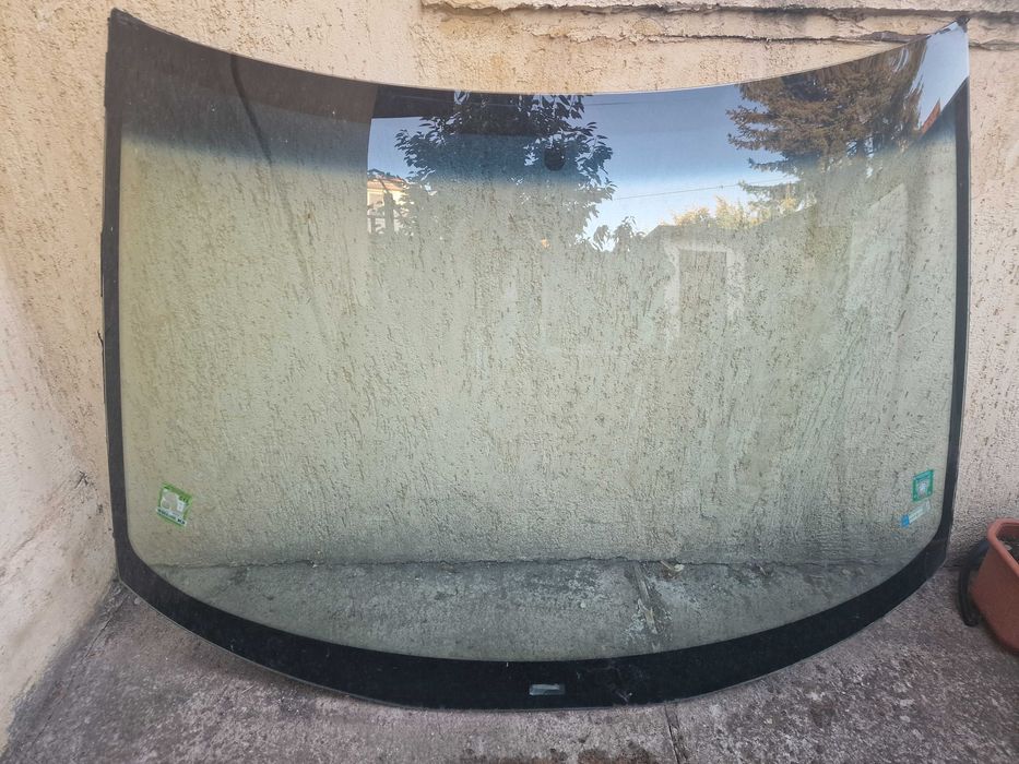 Рено Еспейс 3 предно стъкло