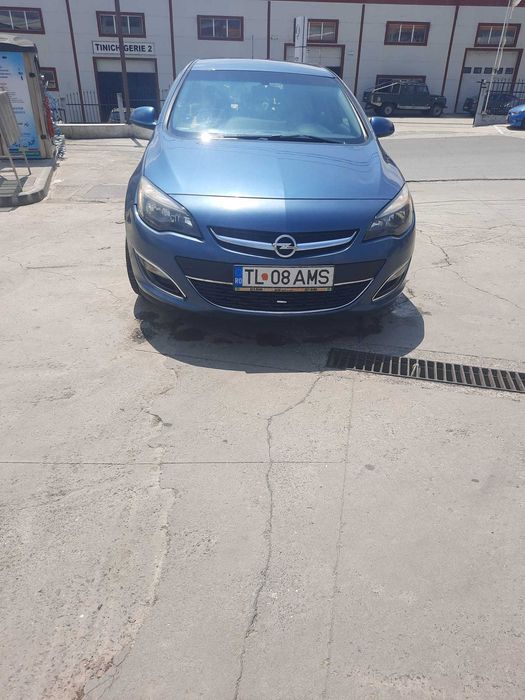 Vand Opel Astra J 2017