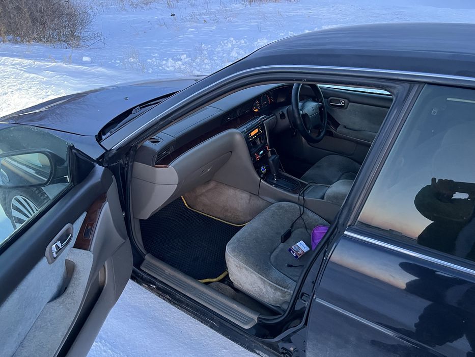 Продам nissan laurel