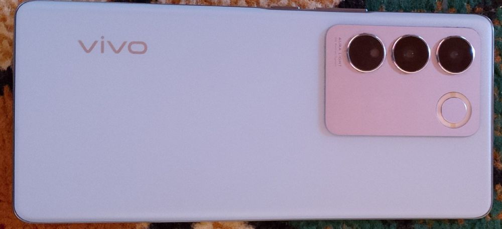 Vivo v27 5G kafolat bor