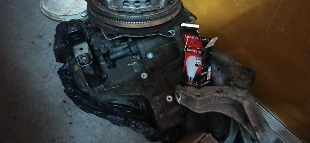 ФОЛКСВАГЕН ФОКС 1.2 бензин климатик на части VW Fox