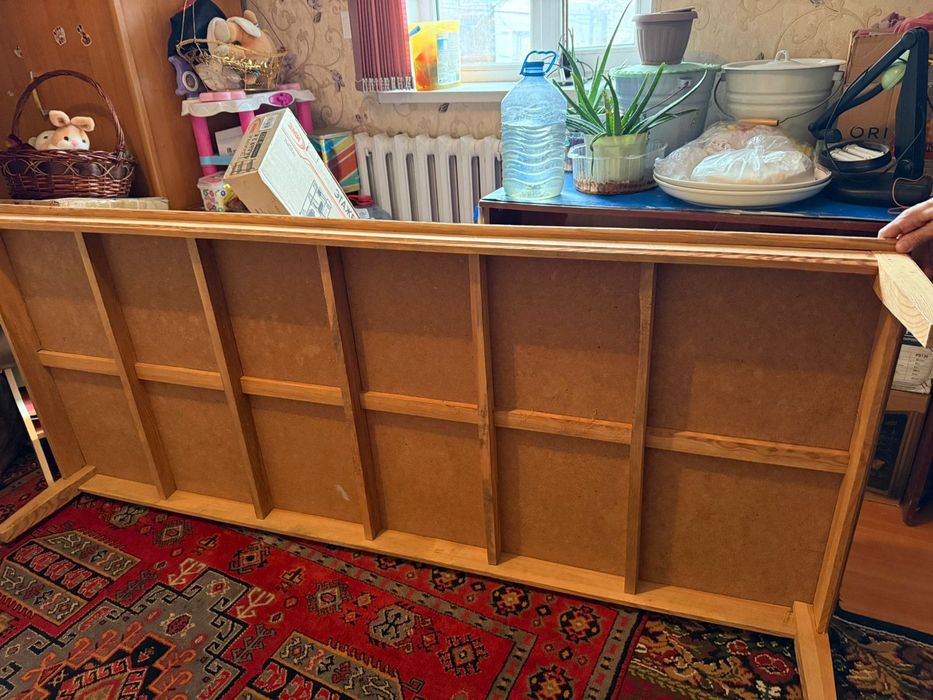 Деревянные столы