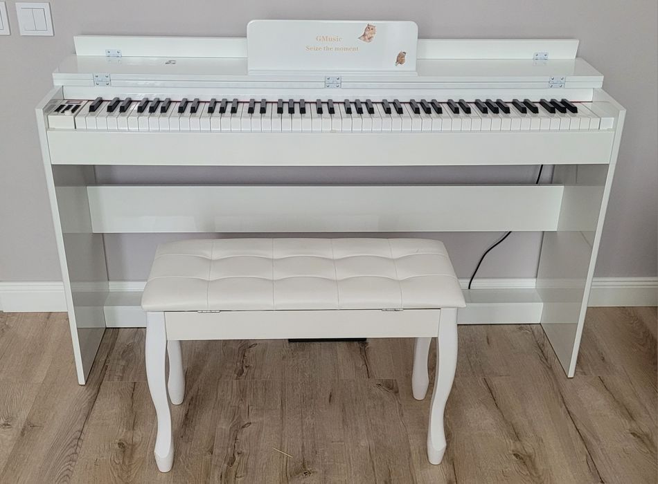 Продаётся цифровое пианино