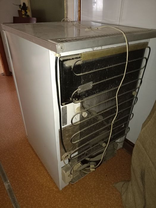 Продам морозильник