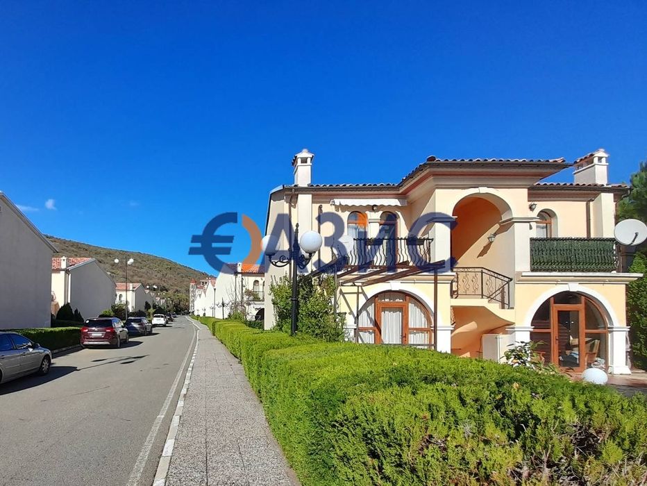 Продава се Двустаен апартамент в к.к. Елените - 72 кв.м за 882 €/кв.м - Снимка #3