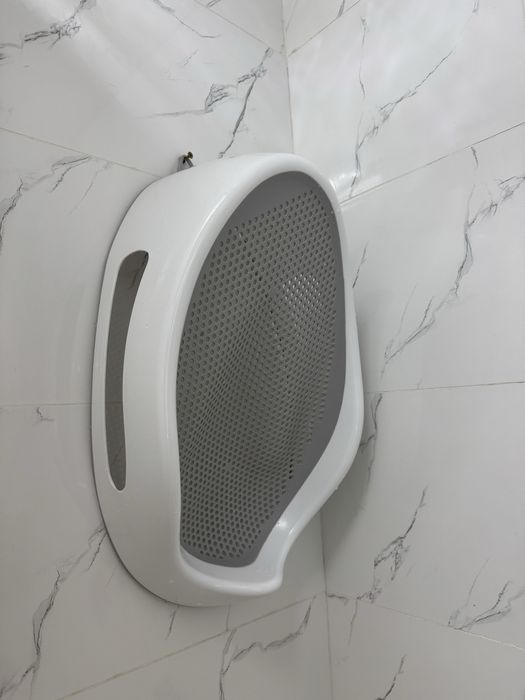 Продам горку для купания малышей