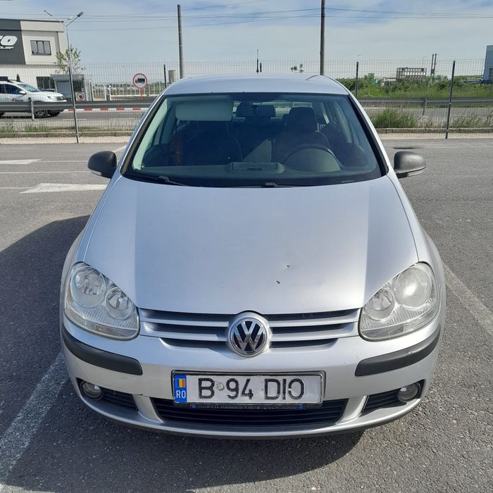 VW GOLF V  Unic proprietar de nou