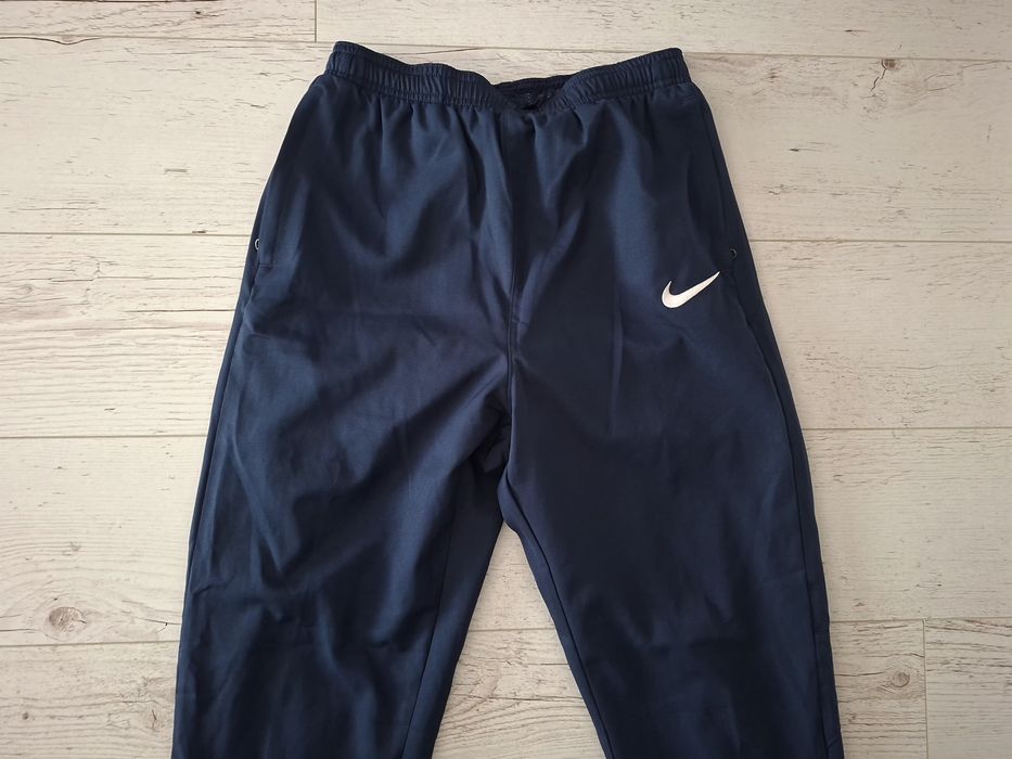 Nike- Ориг. Тънко долнище