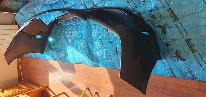 Бампер новый заводской