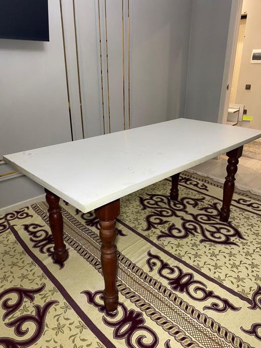 Продается стол,Высота 80,Размер 80-170