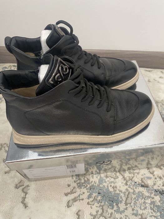 Демисезонные ботинки на флисе