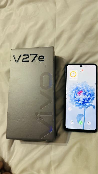 продается телефон