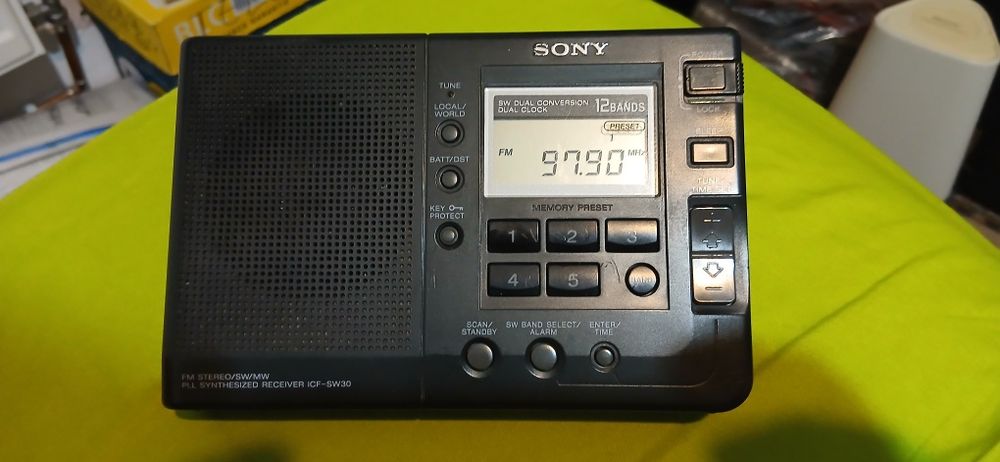 Aparat radio sony