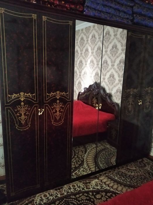 Spalniy mebel gorkasi bilan sotiladi