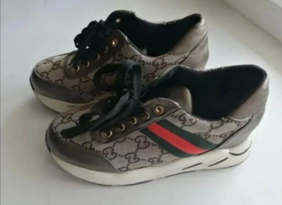 Кроссовки ботинки 38р женские