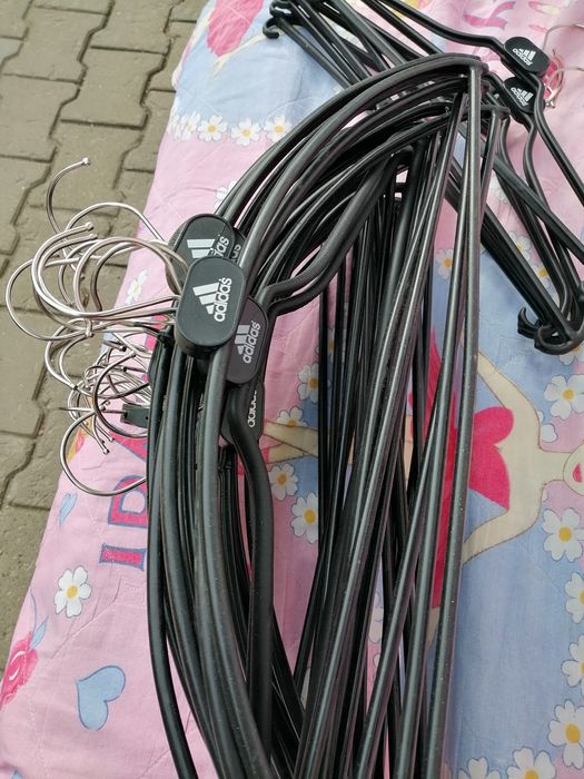 Полочки для экономпонелей продам...