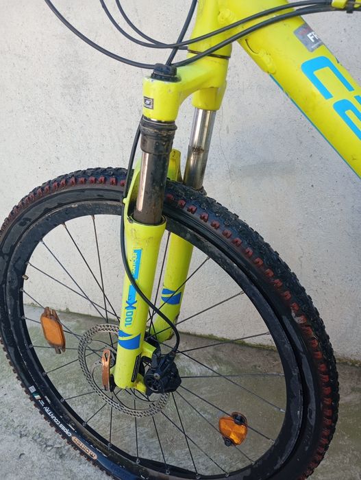 Bicicleta carver pt copii își face dreba foarte bine făcute pe baza de aer frânele mergem