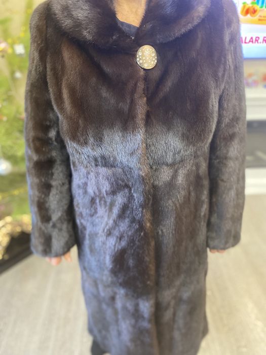 Продам норковую шубу