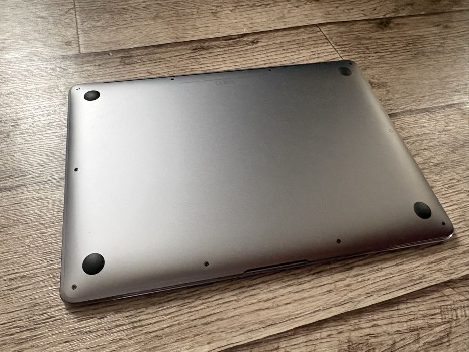 Macbook Air + Magic Mouse