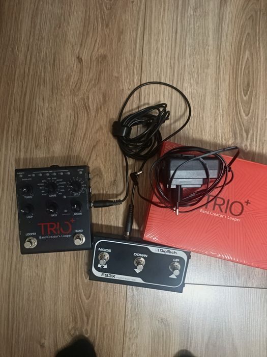 Digitech Trio+ Band Creator Bundle Set
