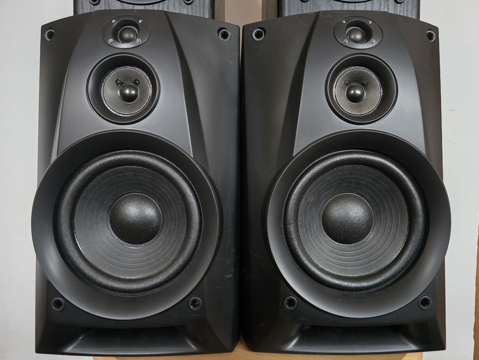 Vand 4 boxe Sony, de raft,  bass reflex