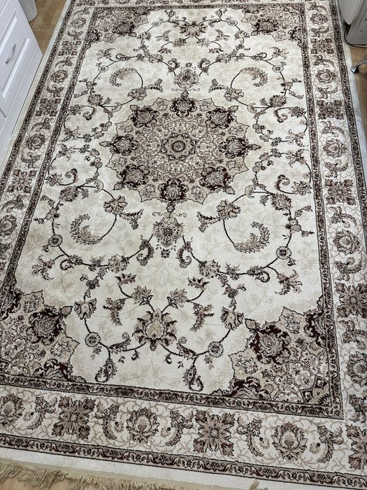 Продам ковер (палас)