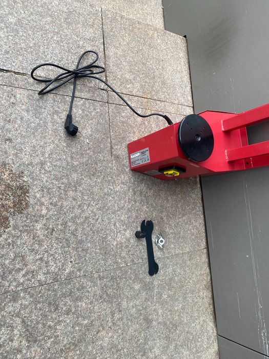 059905	Струг за дърво 1000mm 400W RD-WL03T