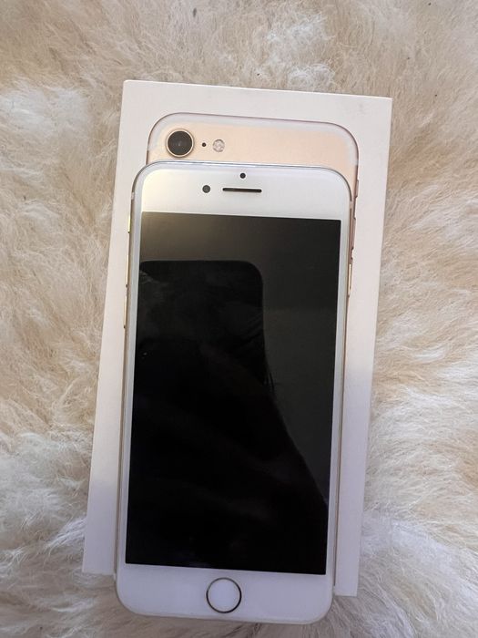 iPhone 7 / 32 GB
