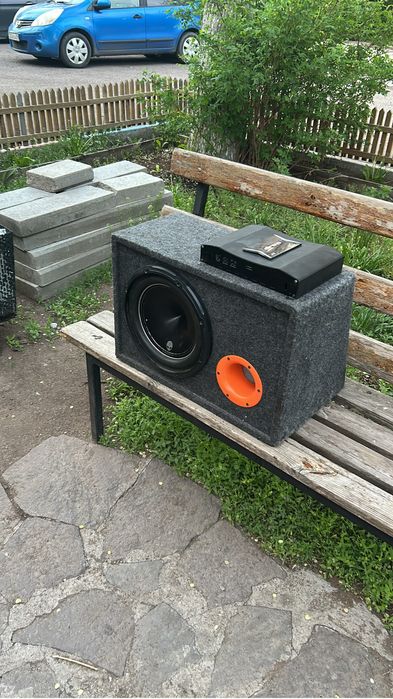 сабвуфер и усилитель