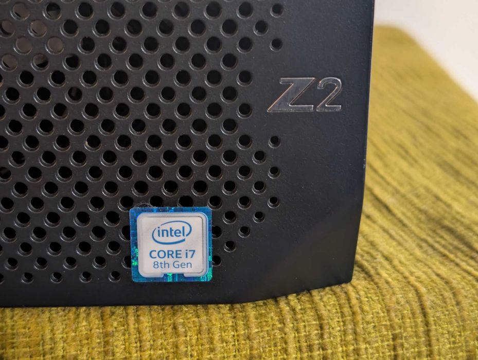 Calculator pc  HP Z2 SFF G4, intel core i7-8700, ram 16Gb, SSD 256Gb