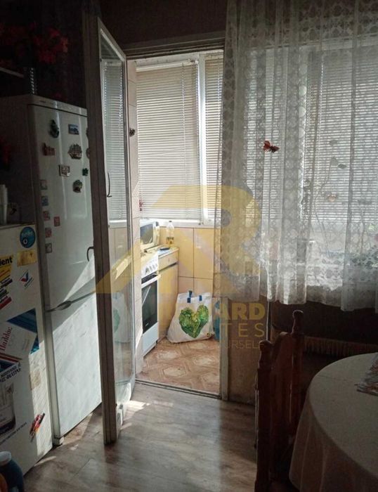 Продава се Тристаен апартамент в София, Света Троица - 86 кв.м за 2298 €/кв.м - Снимка #5
