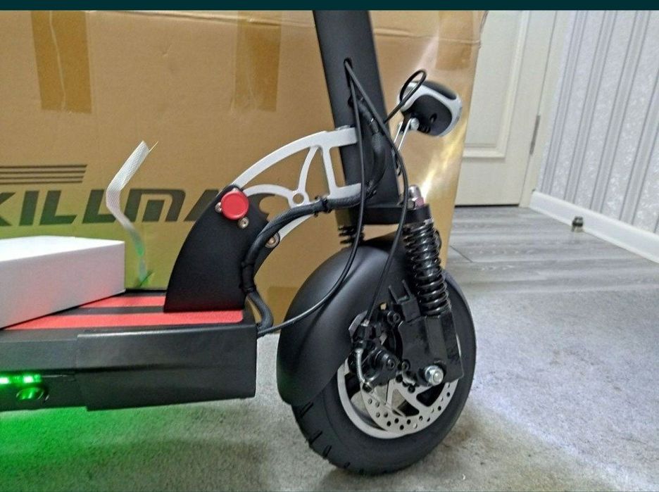 Даставка бесплатная. Электросамокат Skillmax Italian technology Mini r