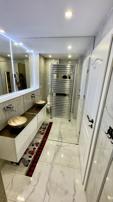 Apartament de vanzare 3 camere complex Greenlake Sisesti