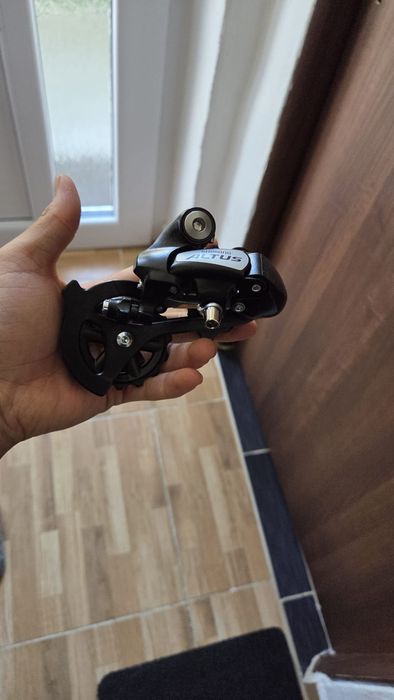 Schimbator shimano altus 7 viteze  nou nout