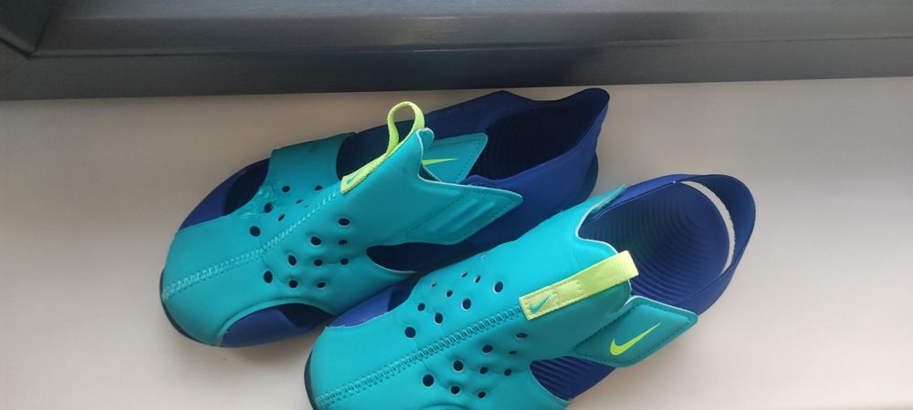 Sandale copii -unisex.Marimea 35