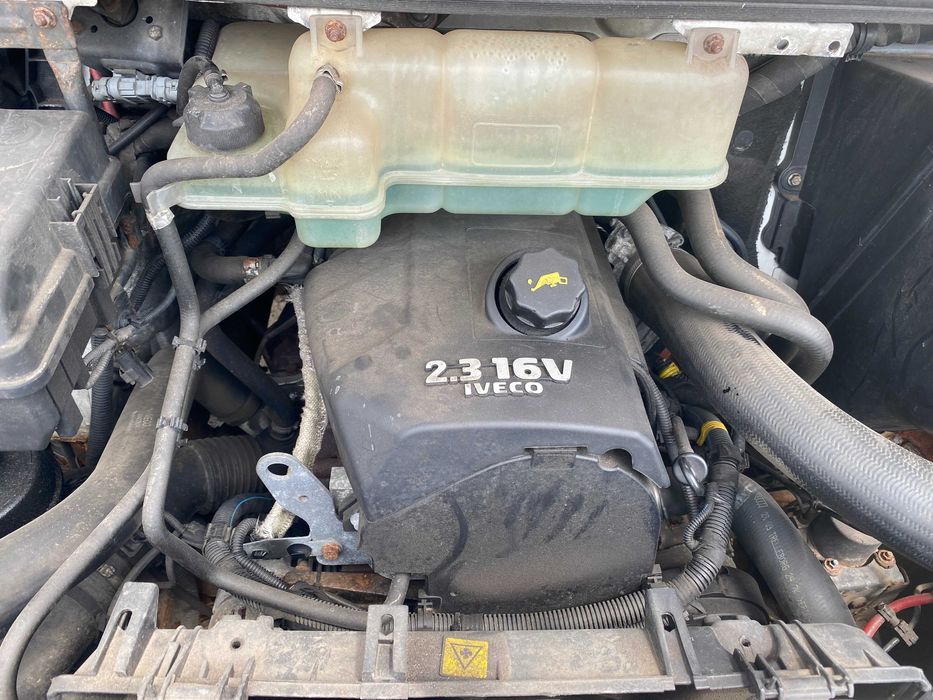 DEZMEMBREZ PIESE Iveco DAILY 4 2,3 HPI 35 S12 35 S14 BUS 8+1 LOCURI euro 4 2007