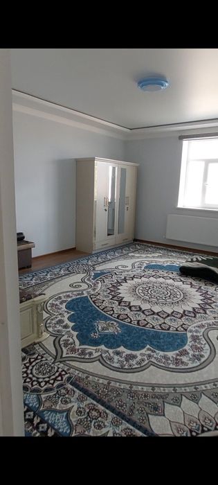 Gurlan tuman markazida 3 xonali kvartira sotiladi