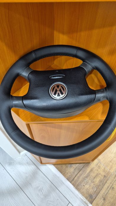 РУЛЬ VW passat, golf с подушкой.