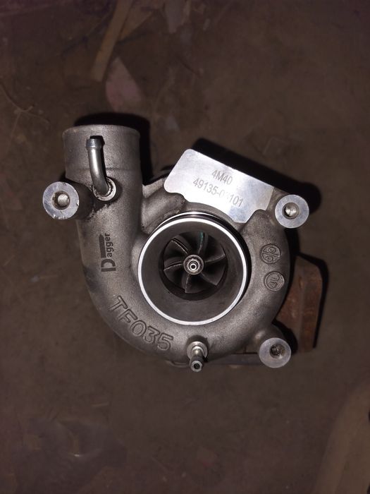 Продам запчасти 4D56