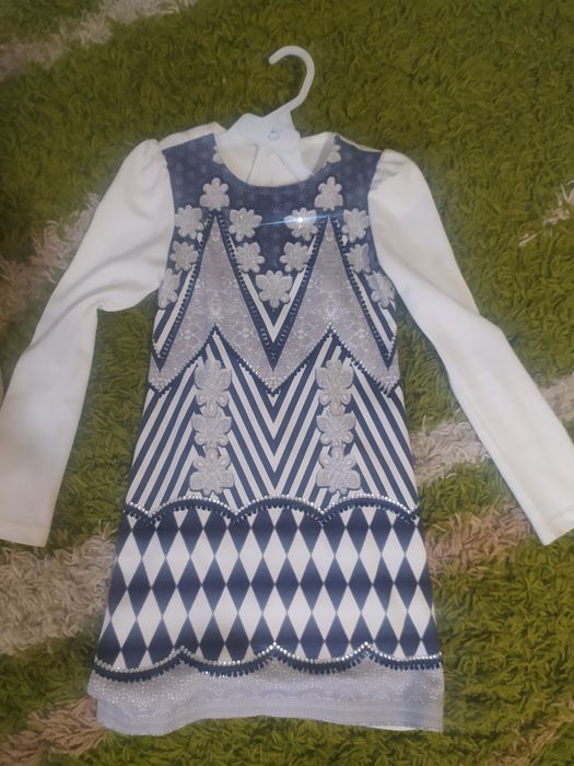 Платья на девочку 6-8 лет