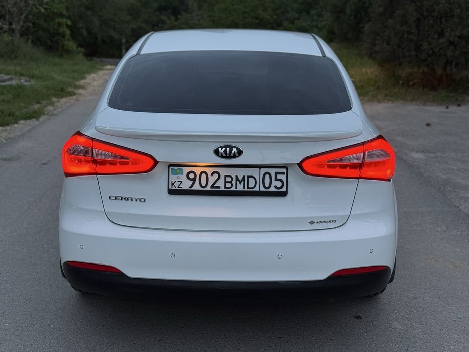 Kia Cerato 2015год в идеальном состояние