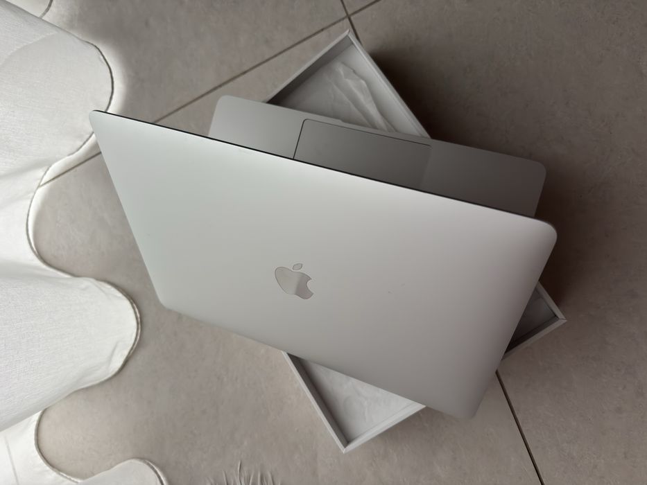 Macbook Air 13 i5 2016