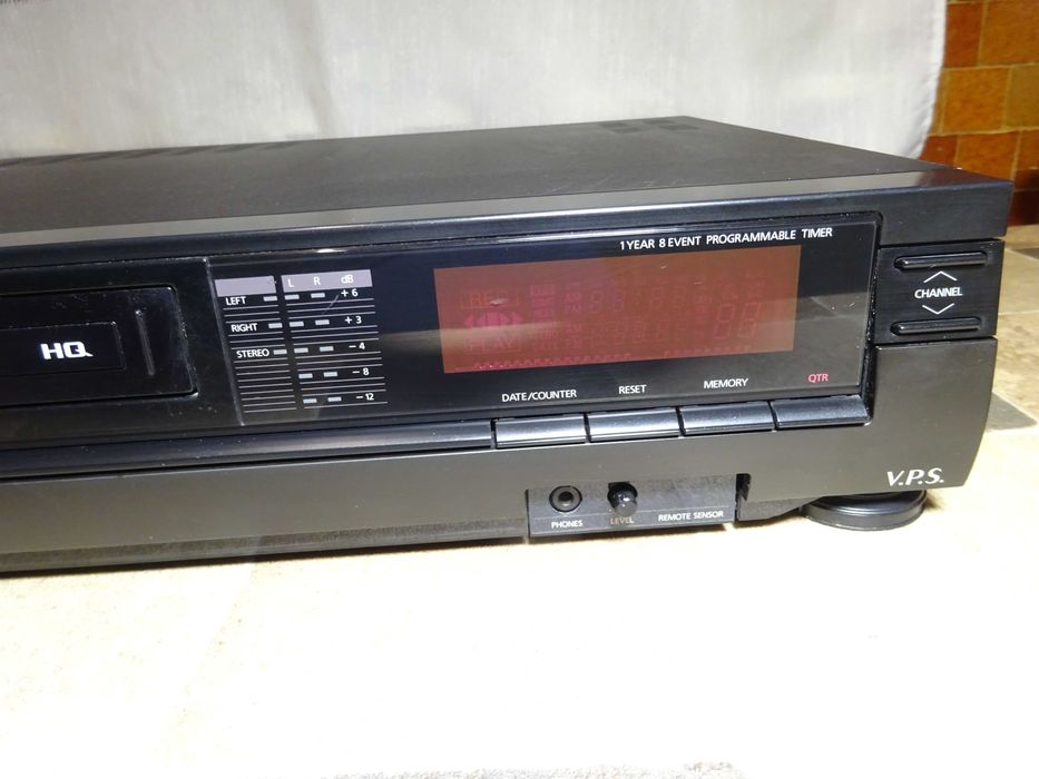 Video recorder Funai VCR-8103/HiFi Stereo -defect