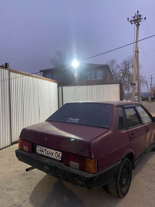 Продаю ваз 21099