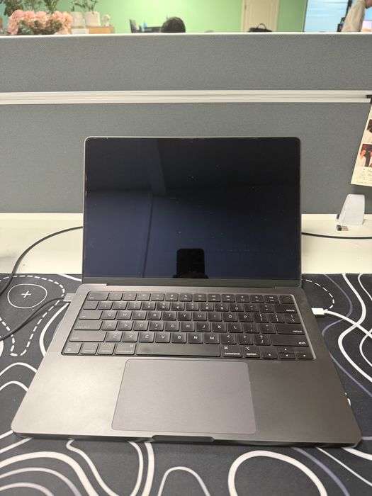Macbook m4pro 14.2 24gb 512 акб 97%