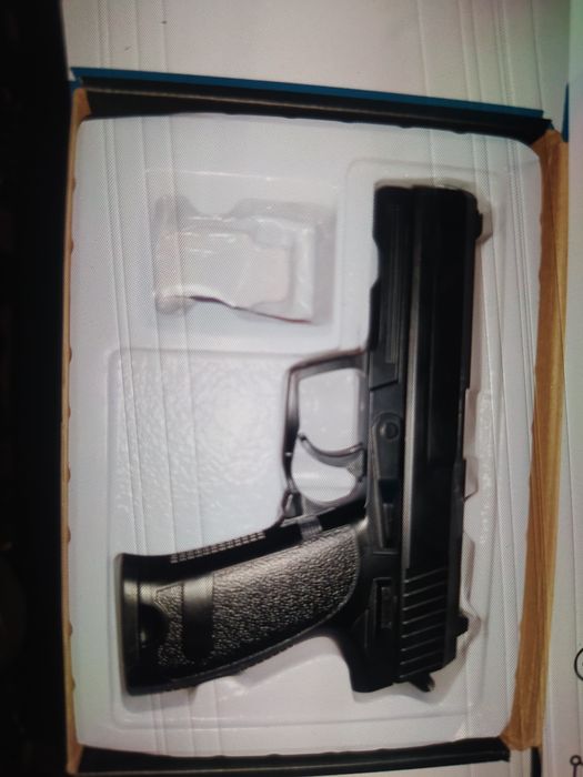 Автомат пистолет. Игрушка стреляет